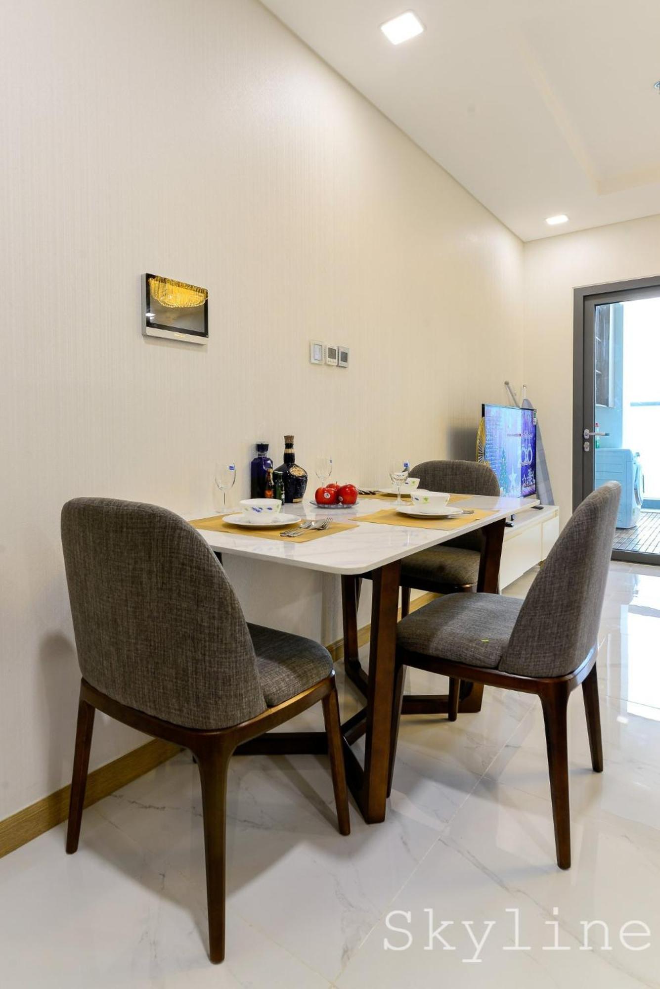 Căn hộ Skyline View Residences At Landmark 81